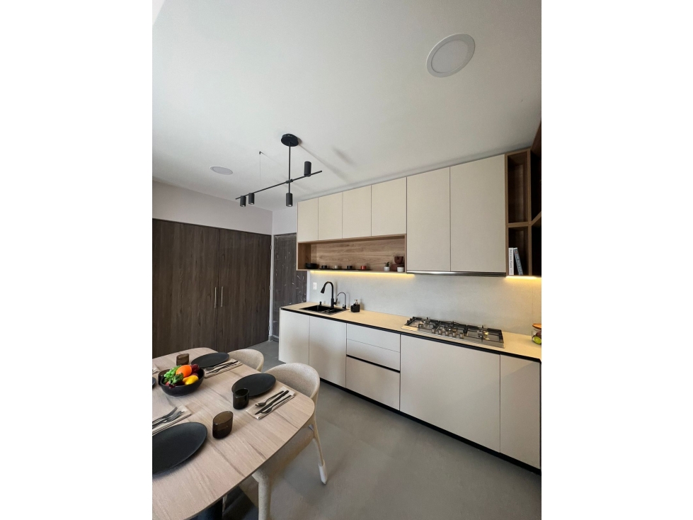 VENTA DE DEPARTAMENTOS EN COLONIA CENTRO DE MTY, EXCELENTE UBICACION - 4