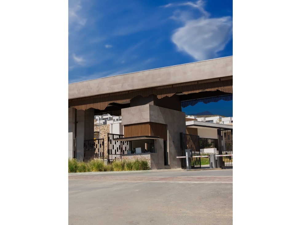 VENTA DE CASAS EN CARRETERA NACIONAL, MTY EXCELENTE UBICACION