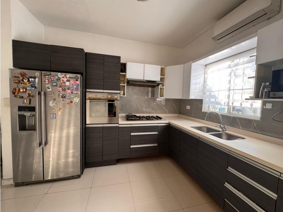 VENTA DE CASA EN VILLAS DE ANAHUAC SECTOR ALPES 1, ESCOBEDO N.L. - 2