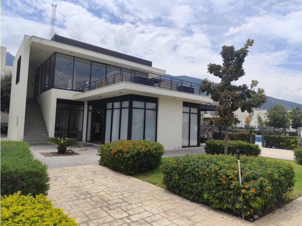 CASA EQUIPADA EN VENTA EN FERRARA, DOMINIO CUMBRES