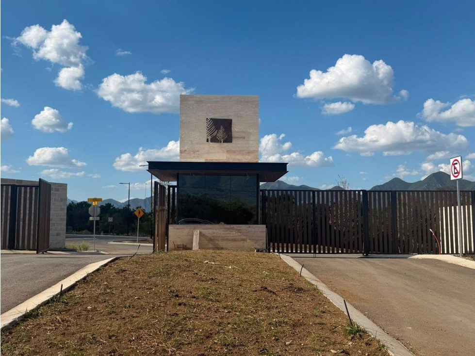 VENTA DE TERRENOS EN LA LEONA SANTIAGO N.L., UBICACION PRIVILEJIADA
