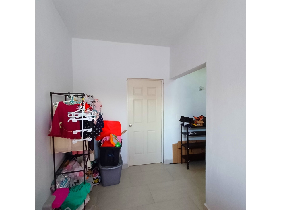 VENTA DE CASA EN ESQUINA EN APODACA N.L, EXCELENTE UBICACION - 3