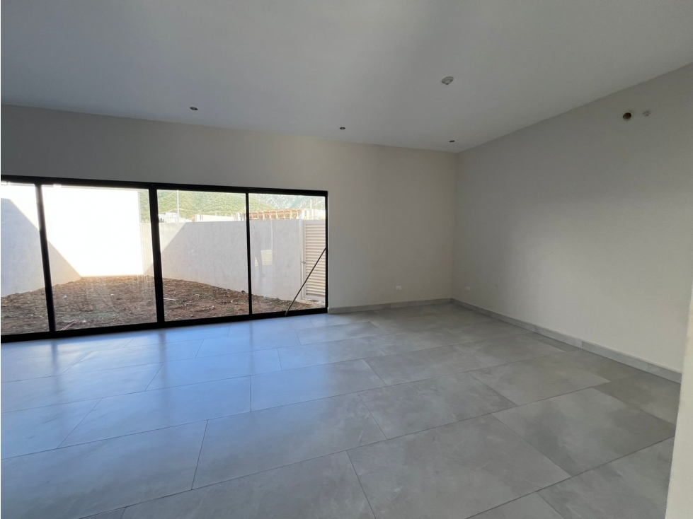 VENTA DE CASAS EQUIPADAS EN CARRETERA NACIONAL, EXCELENTE UBICACION — foto 6
