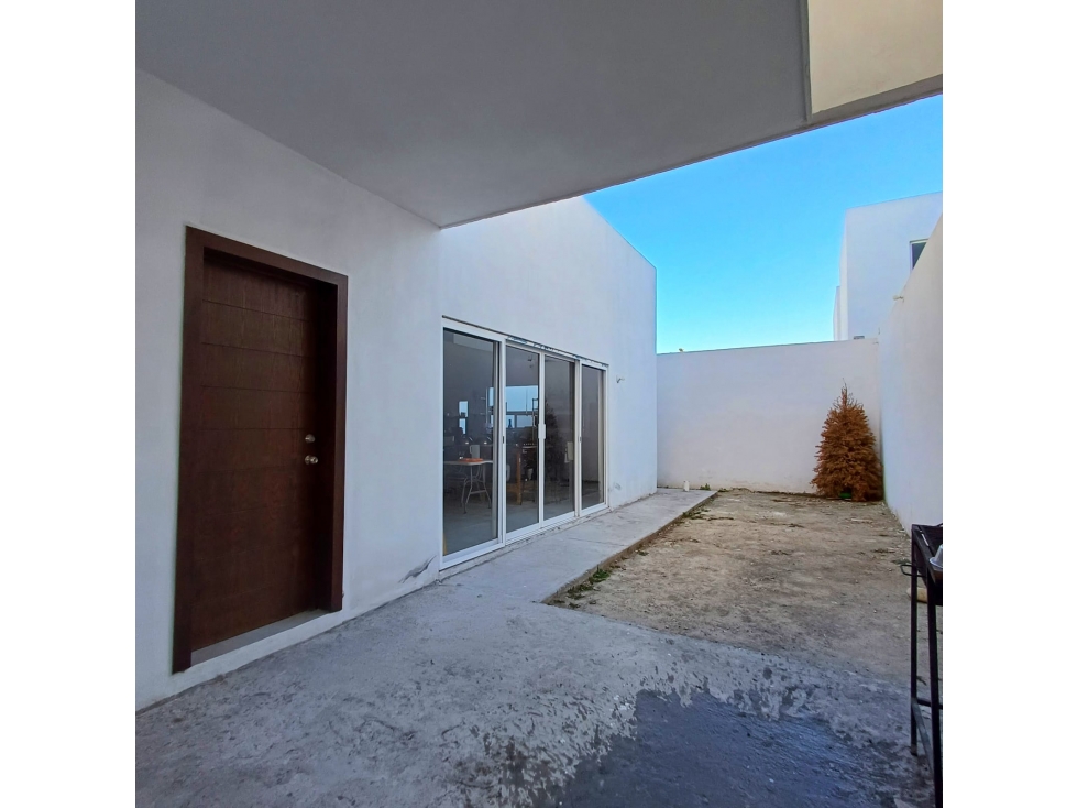 VENTA DE CASA EN ESQUINA EN APODACA N.L, EXCELENTE UBICACION - 5