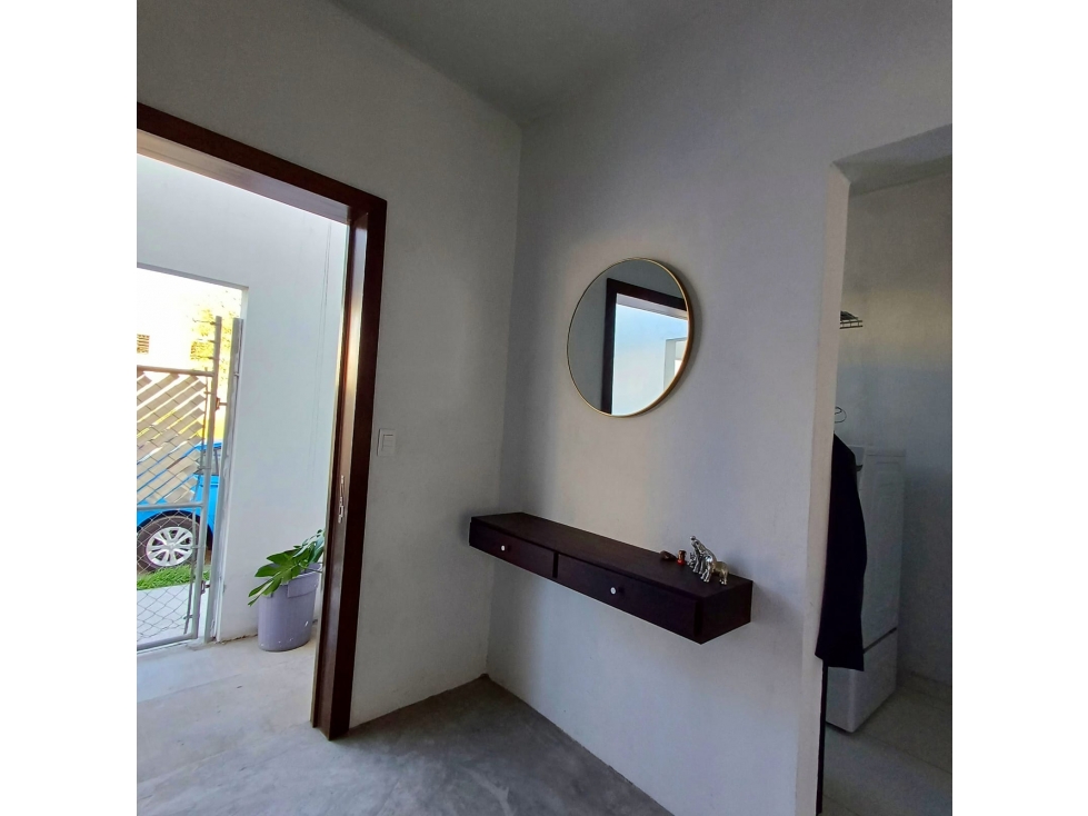 VENTA DE CASA EN ESQUINA EN APODACA N.L, EXCELENTE UBICACION - 6