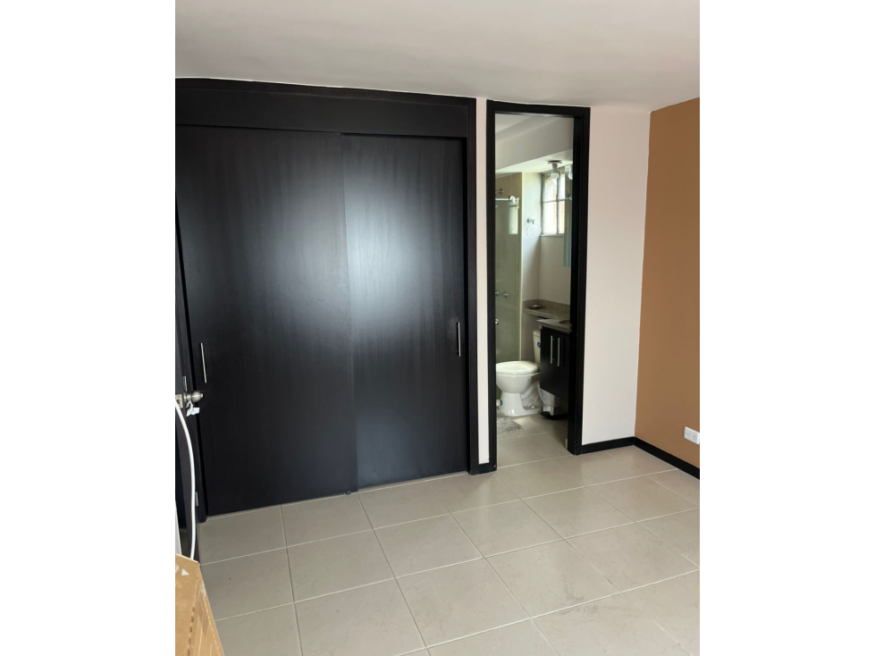 VENDO HERMOSO APARTAMENTO EN EL NORTE DE CALI — foto 6