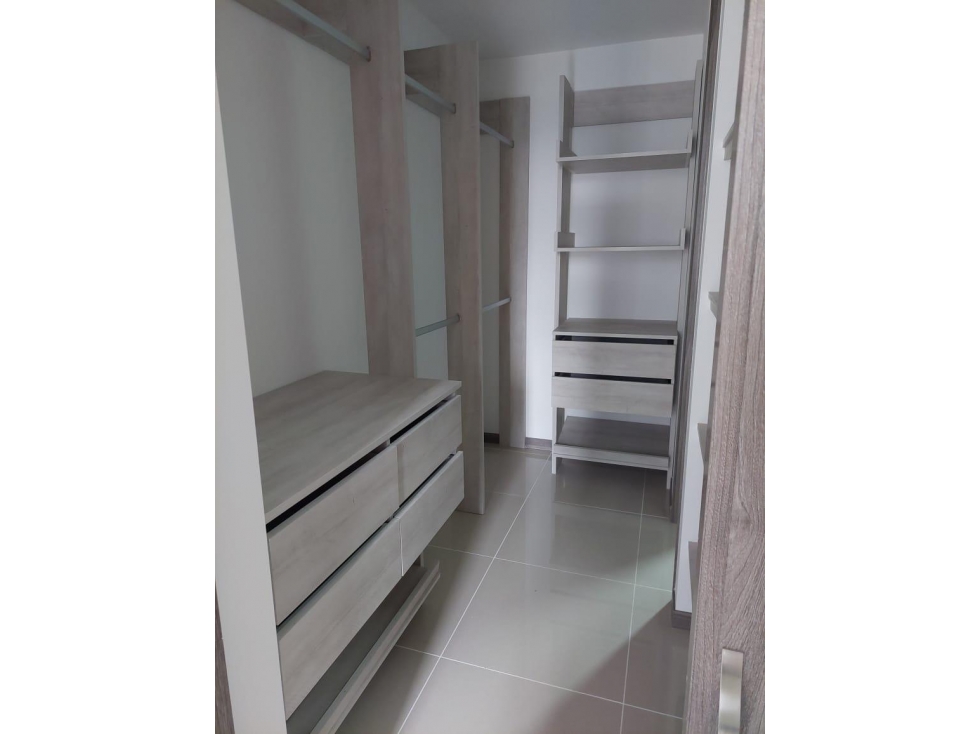 Alquiler de Apartamento en Valle del Lili Piso 5 Doble Parqueadero — foto 6