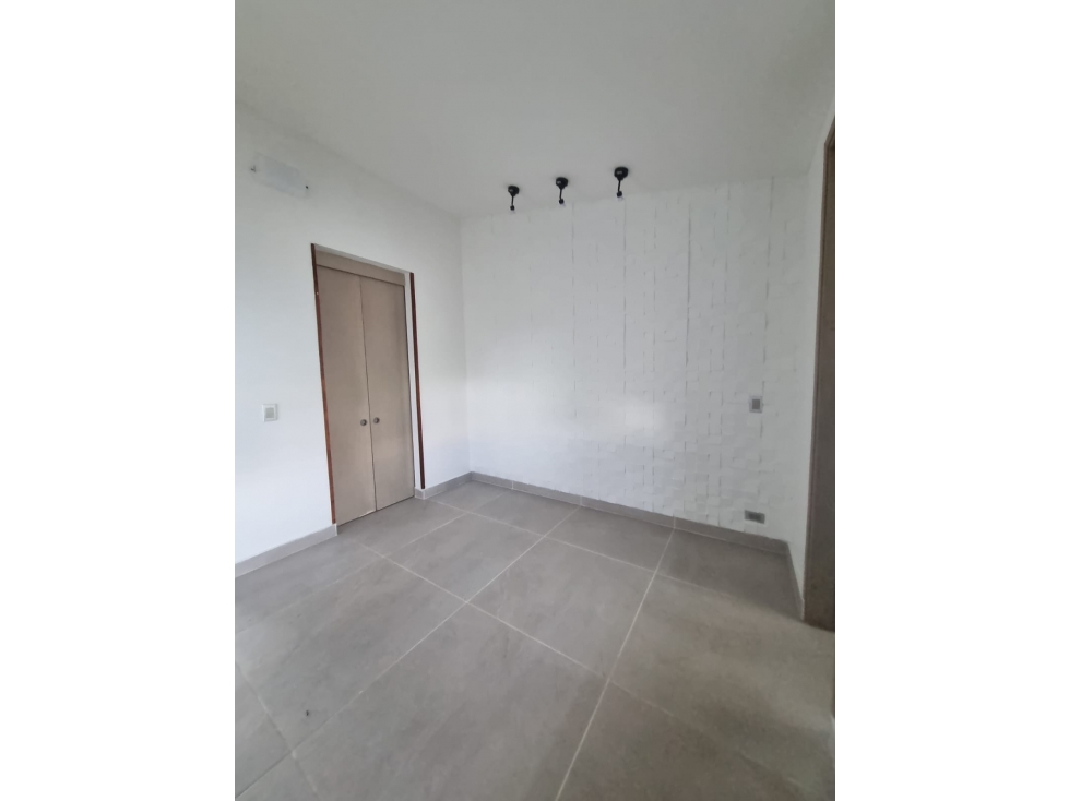 ARRIENDO CASA ROBLES DEL CASTILLO - 5