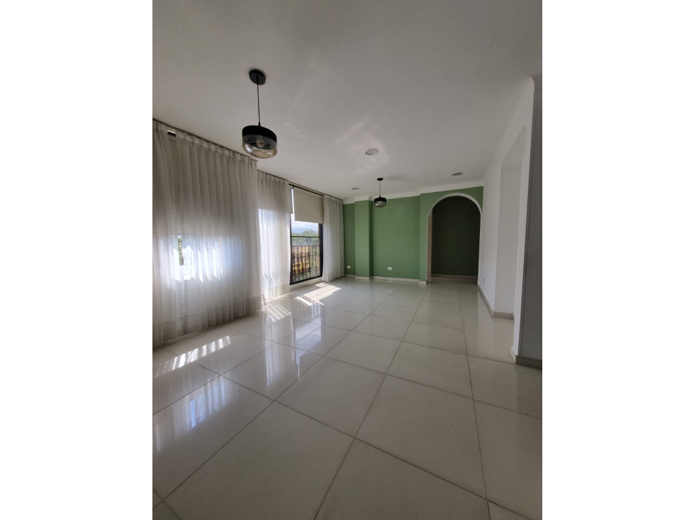 ALQUILO APARTAMENTO BARRIO INGENIO 3