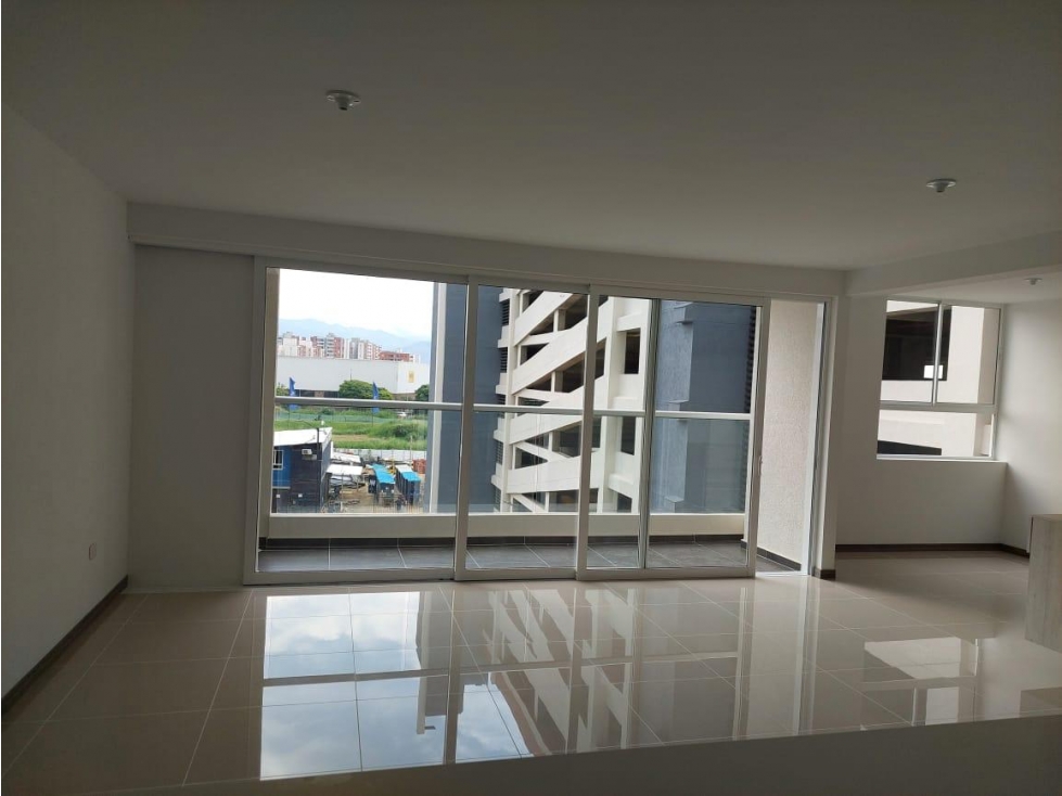 Alquiler de Apartamento en Valle del Lili Piso 5 Doble Parqueadero