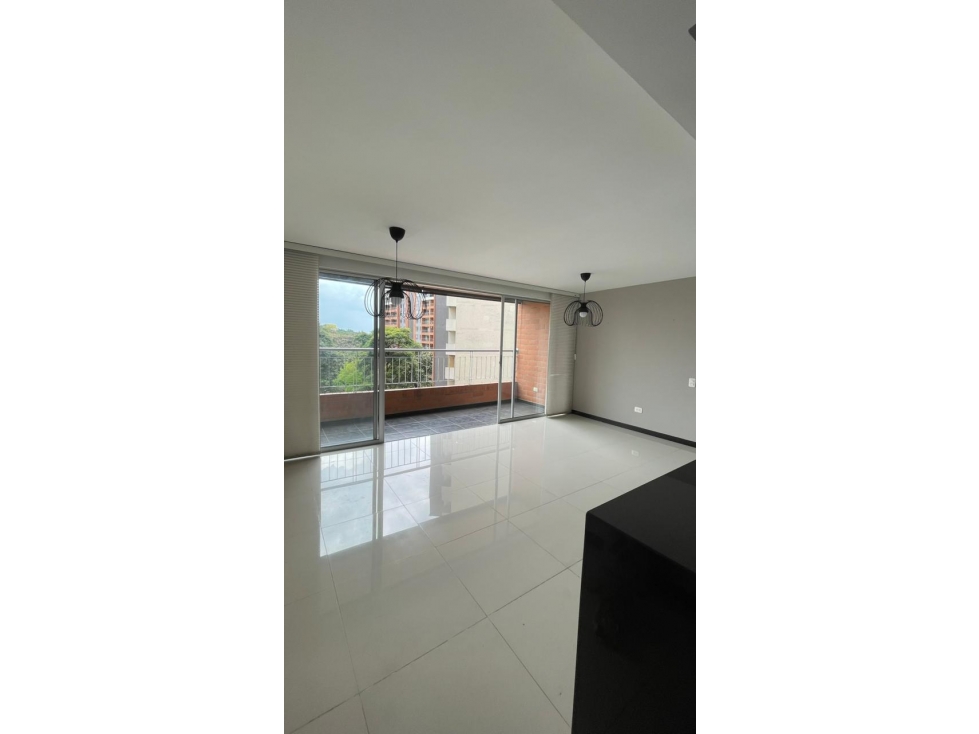 Apartamento en Alquiler en Ciudad Jardín al sur de Cali — foto 3