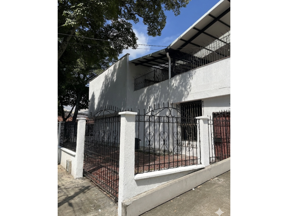 ALQUILO HERMOSA CASA 2 PLANTAS EN LA FLORA AL NORTE DE CALI — foto 2