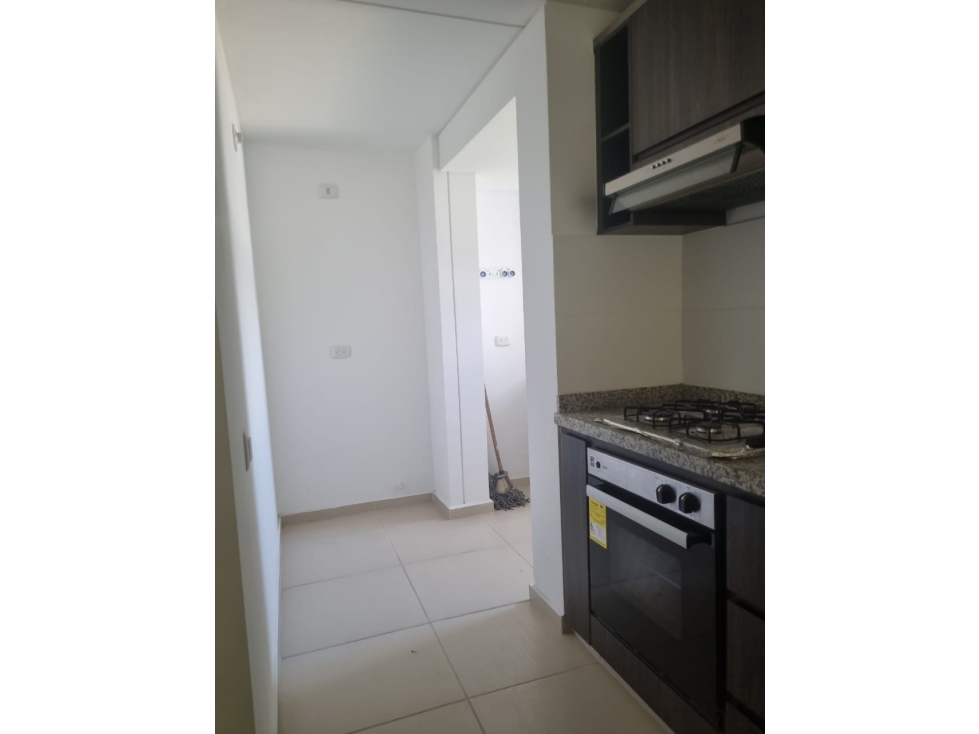 ALQUILO APARTAMENTO 5TO Y ULTIMO PISO CON ASCENSOR CIUDAD PACIFICA — foto 6