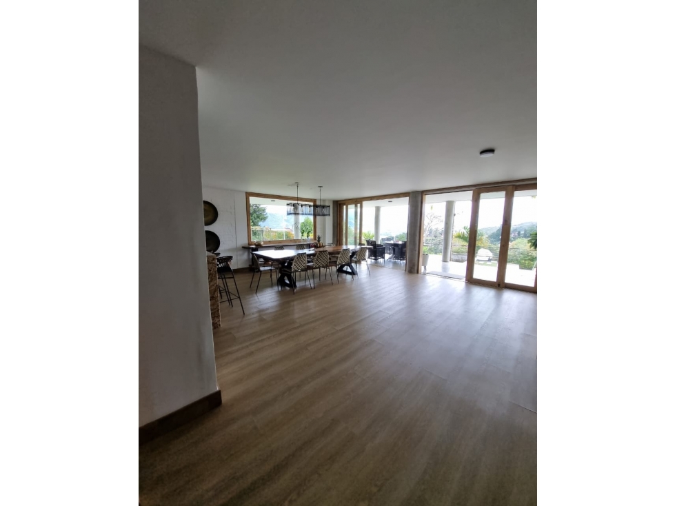 VENDO HERMOSA FINCA LAGO CALIMA - 3