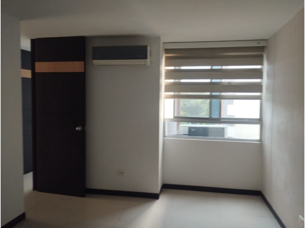 Apartamento en Alquiler en Ciudad Jardín al sur de Cali — foto 5
