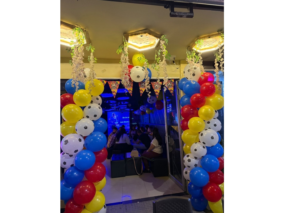 Venta de Negocio Acreditado Bar Gastrobar en El Ingenio en 2 Niveles — foto 5