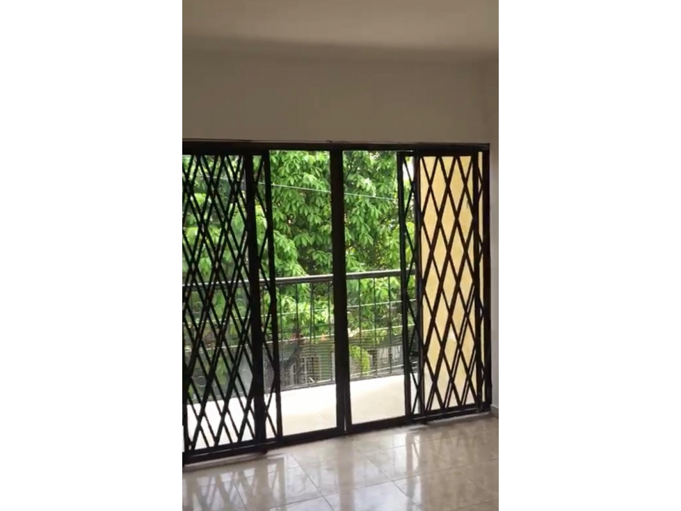 VENDO EDIFICIO BARRIO LA LIBERTAD - 5