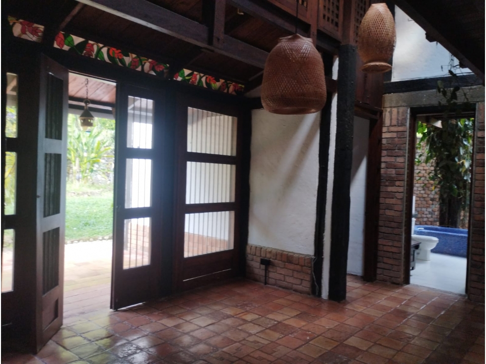 ALQUILO HERMOSA CASA EN PANCE