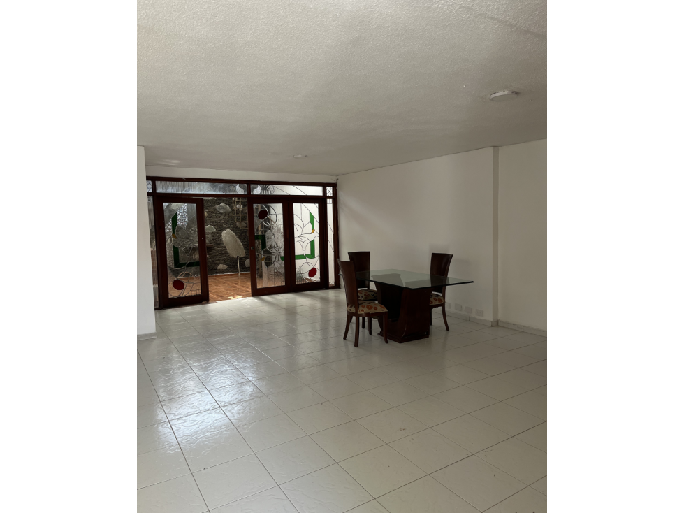 ALQUILO HERMOSA CASA 2 PLANTAS EN LA FLORA AL NORTE DE CALI — foto 6