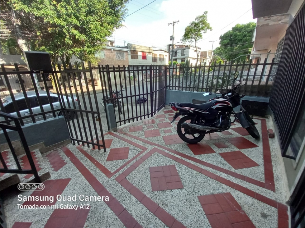 SE VENDE CASA DE 3 PISOS CON 2 APARTAMENTOS INDEPENDIENTES EN CALI — foto 6