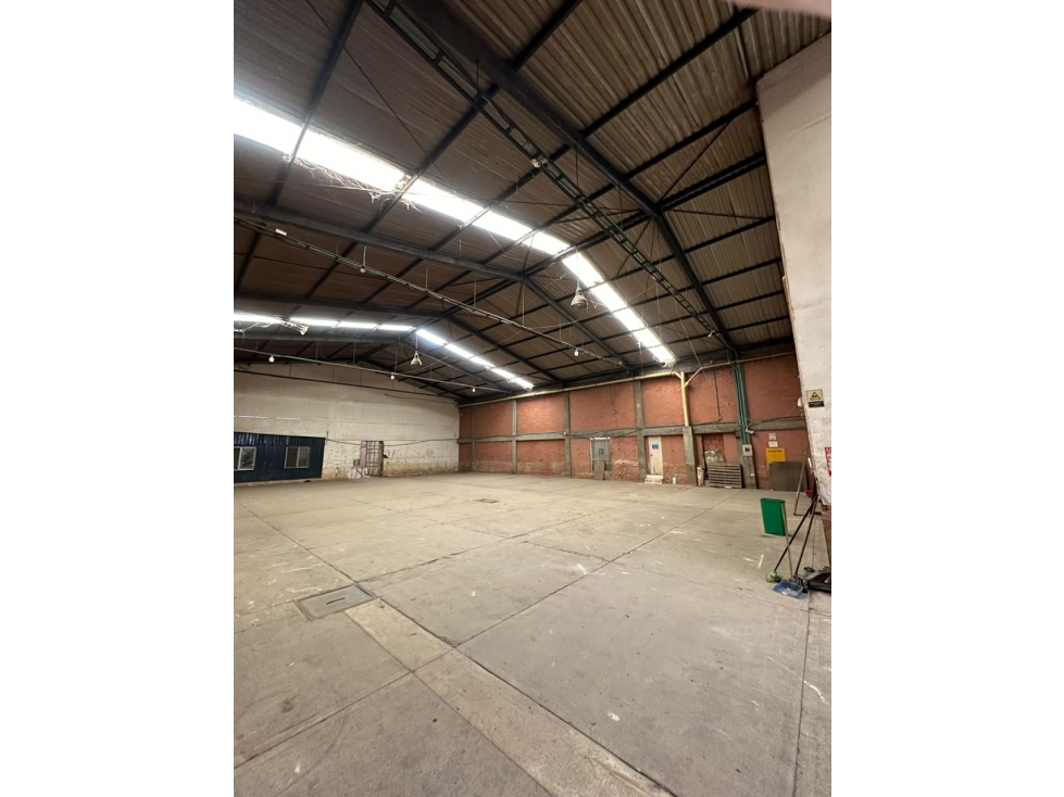 Bodega en arriendo Yumbo 1.200 m² Energía trifásica , Tráfico pesado — foto 6