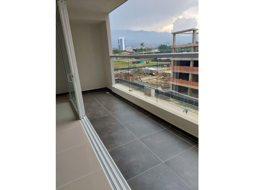 Alquiler de Apartamento en Valle del Lili Piso 5 Doble Parqueadero — foto 2