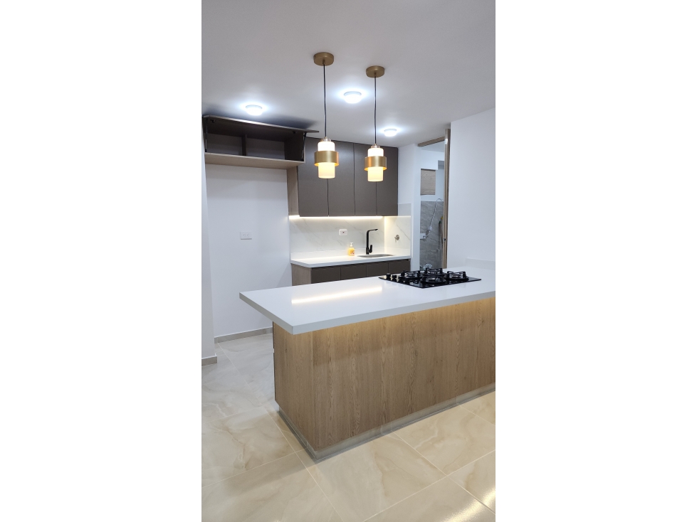 APARTAMENTO EN RENTA EN MADERO DEL LAGO RIONEGRO — foto 2