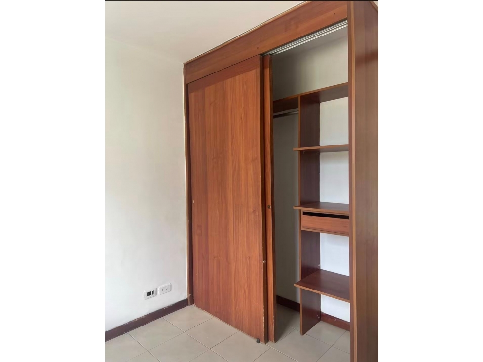 Apartamento en Arriendo La Estrella Piscina y Garaje — foto 6