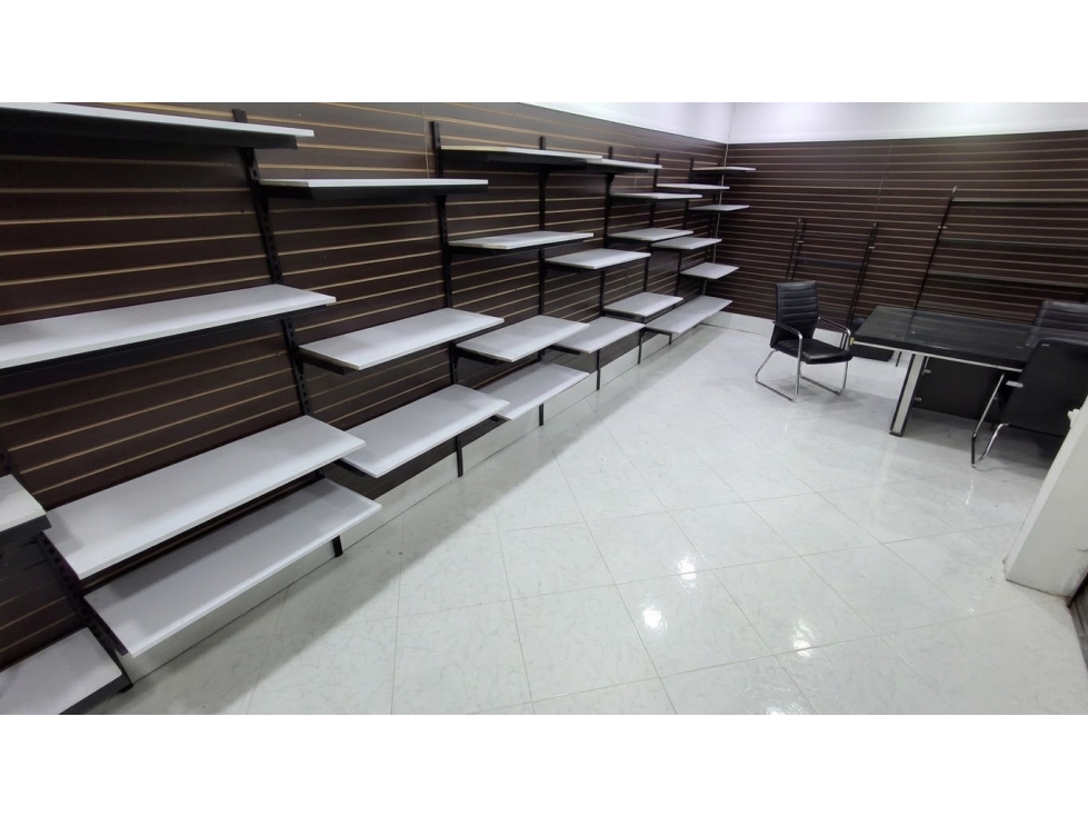Bodega en Venta - La Candelaria Medellín - 1