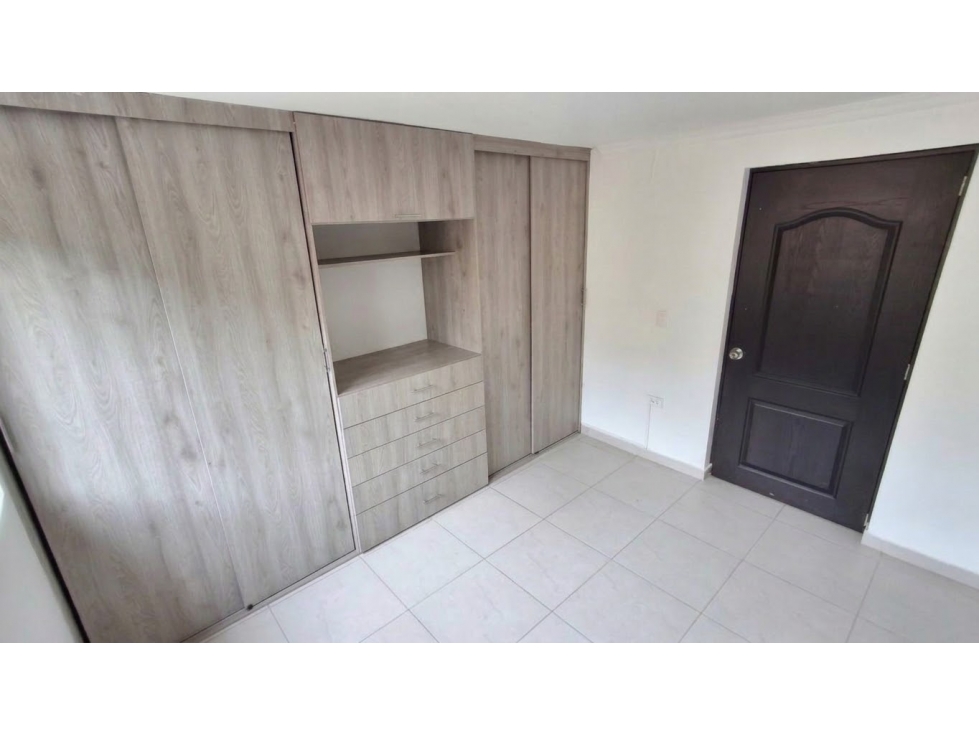 APARTAMENTO EN ARRIENDO EN BUENO AIRES — foto 3