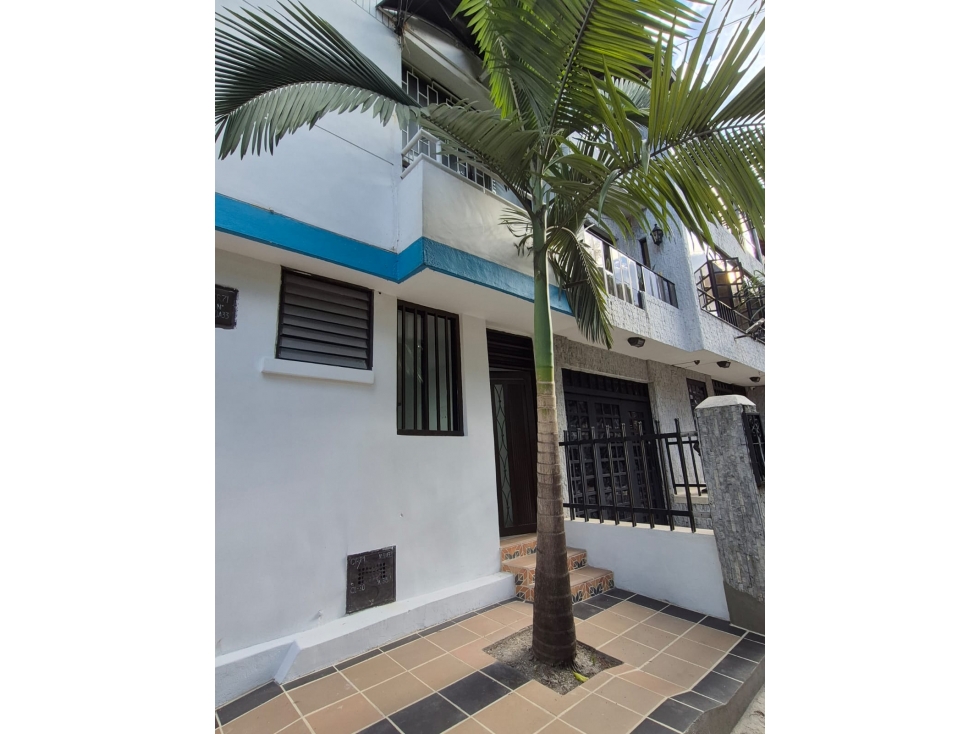 APARTAESTUDIO EN ARRIENDO - BELEN ROSALAES