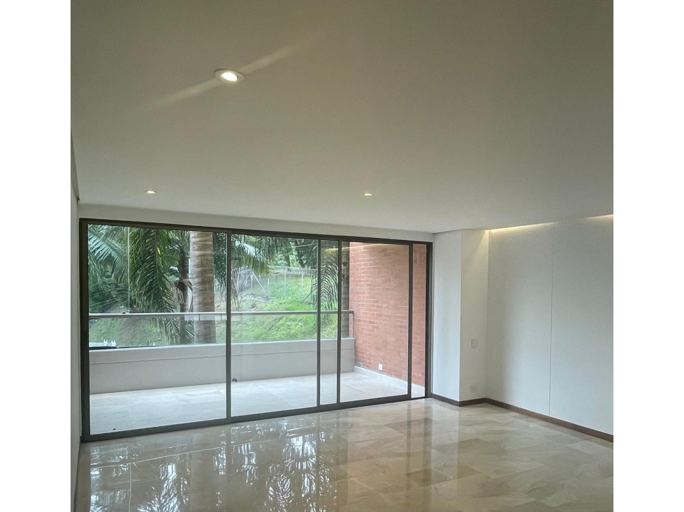 Apartamento en venta sector La Calera, poblado Recién Remodelado — foto 6