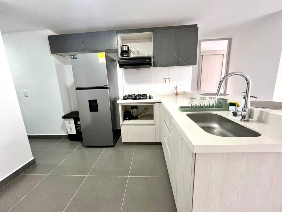 Renta Amoblado Sabaneta con Vista Ciudad - Sector Plano — foto 4