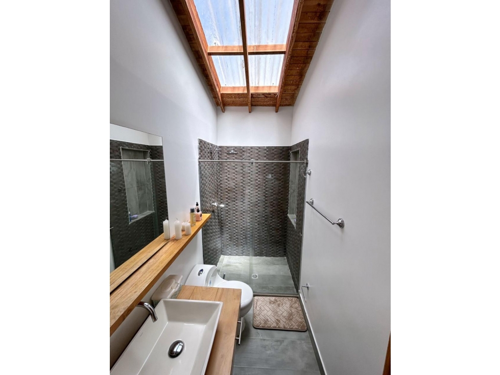 Espectacular Lote con Casa en Alto de Palmas en venta — foto 6