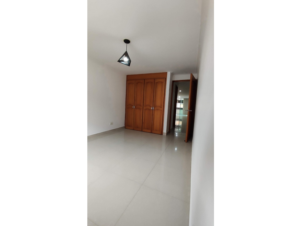 Vendo exclusivo apartamento en Laureles — foto 6