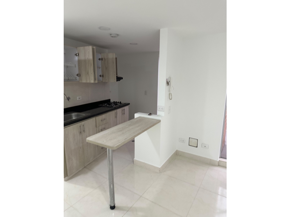 Apartamento en Venta con Terraza en Sabaneta Las Lomitas