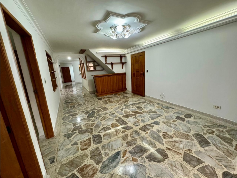 Venta Casa en Sabaneta - Cerca al Parque Principal de Sabaneta