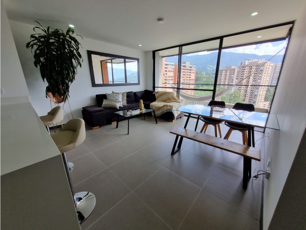 EXCELENTE APARTAMENTO AMOBLADO EN ENVIGADO — foto 2