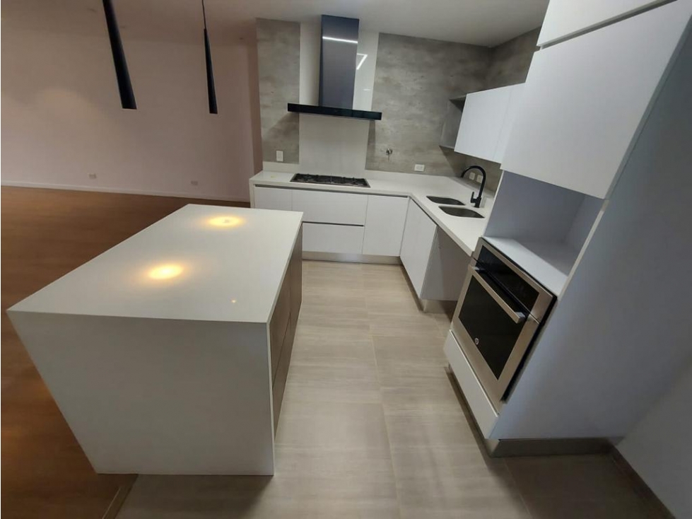 Hermoso Apartamento en las Brujas - Sector de Alta Valorización - 3