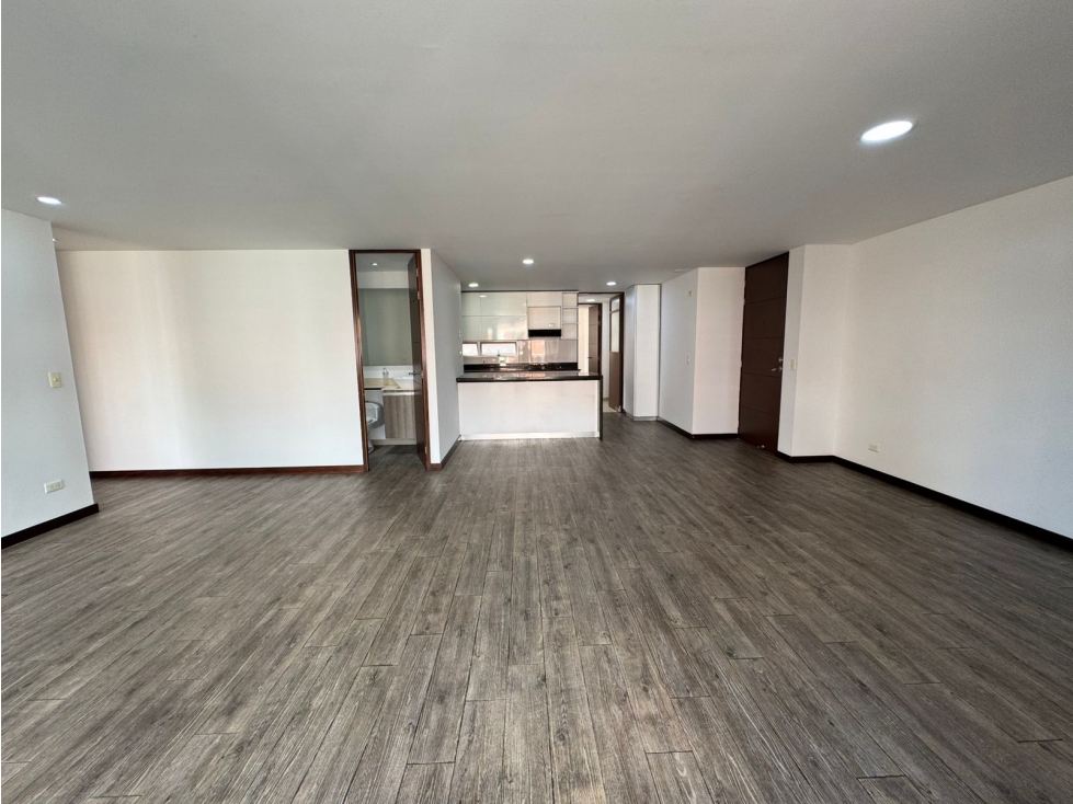 Apartamento grande en Envigado - Sector Zúñiga para venta — foto 4