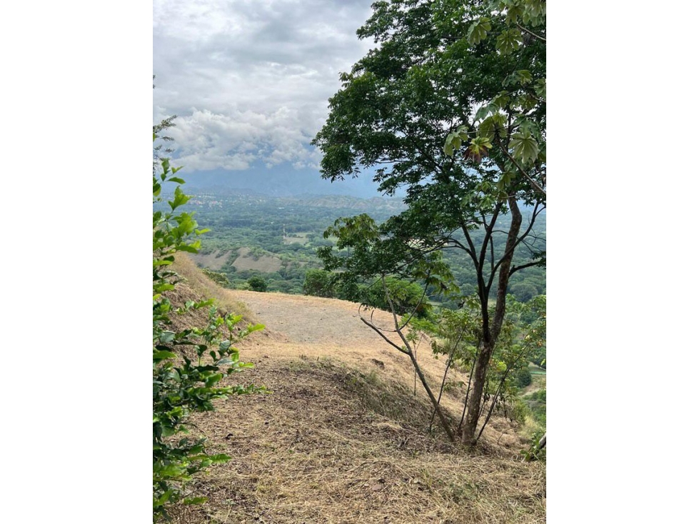 EN VENTA - LOTE PLANO EN SANTA FE DE ANTIOQUIA A 5 MINS DEL PUEBLO - 2