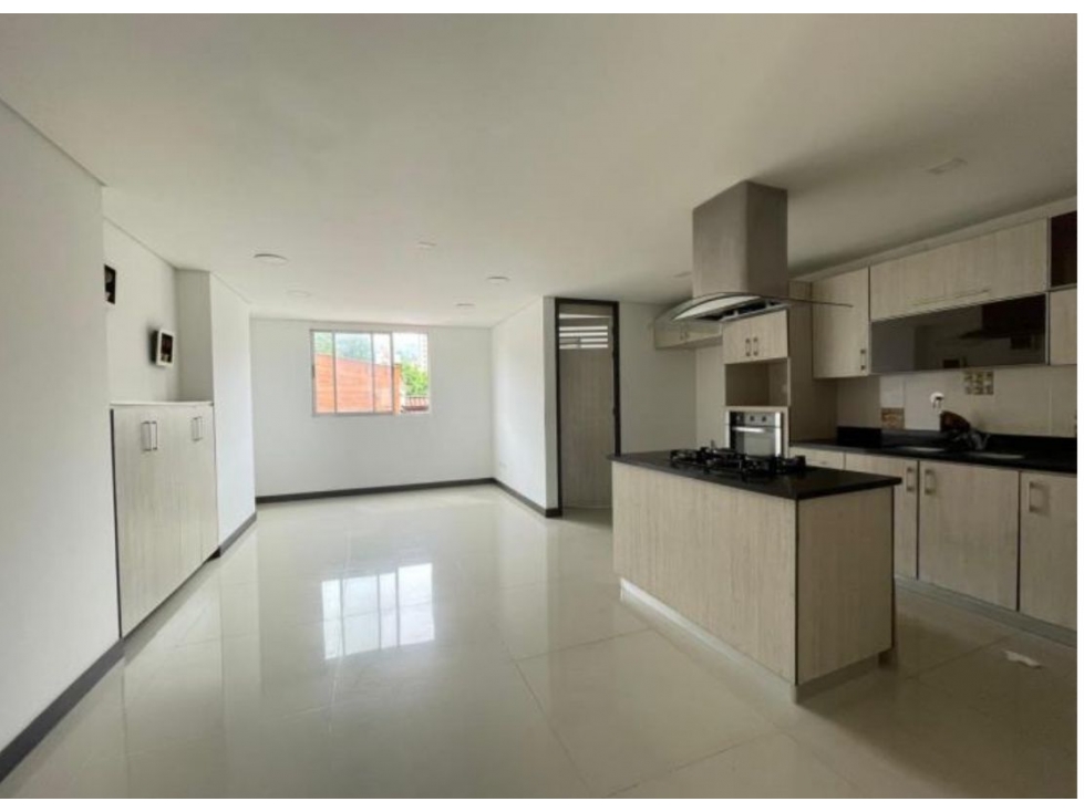 Venta Apartamento Laureles La Castellana — foto 2