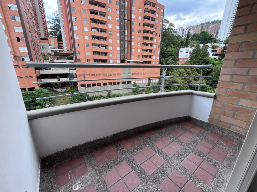 Excelente duplex en venta Loma del Indio Medellín — foto 2