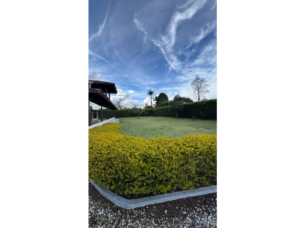 Excelente Casa en Venta en Llanogrande — foto 2