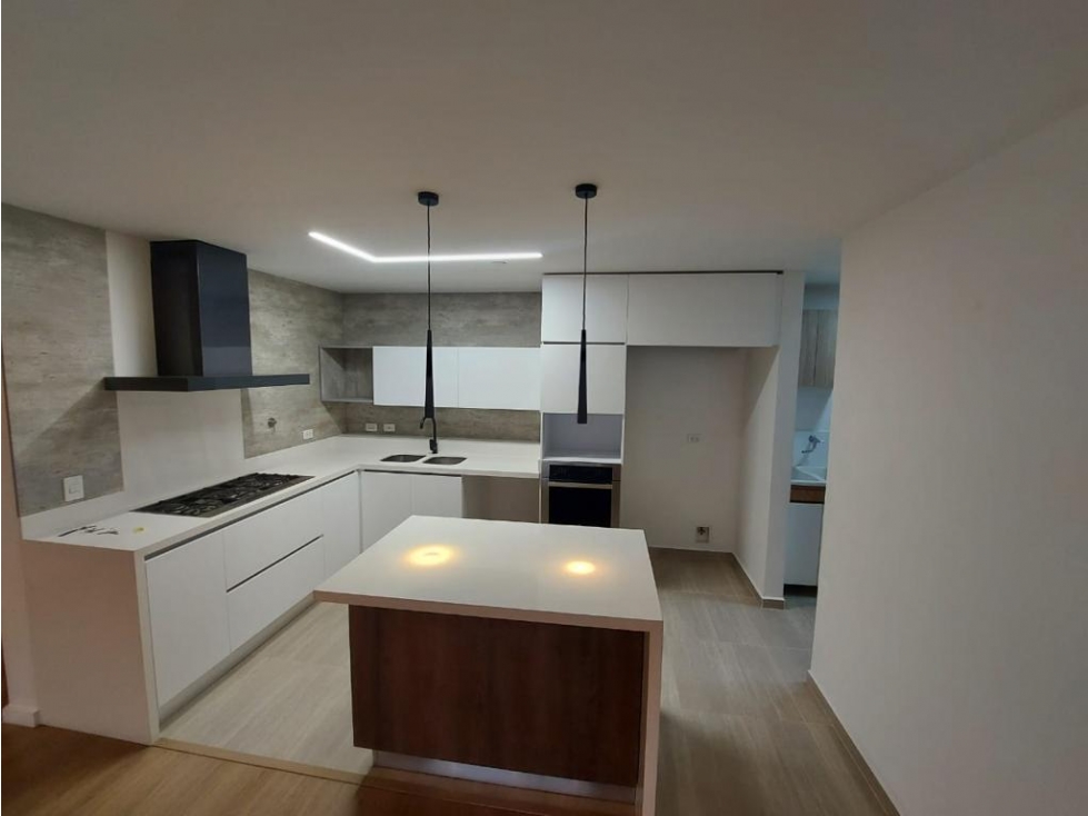 Hermoso Apartamento en las Brujas - Sector de Alta Valorización - 1