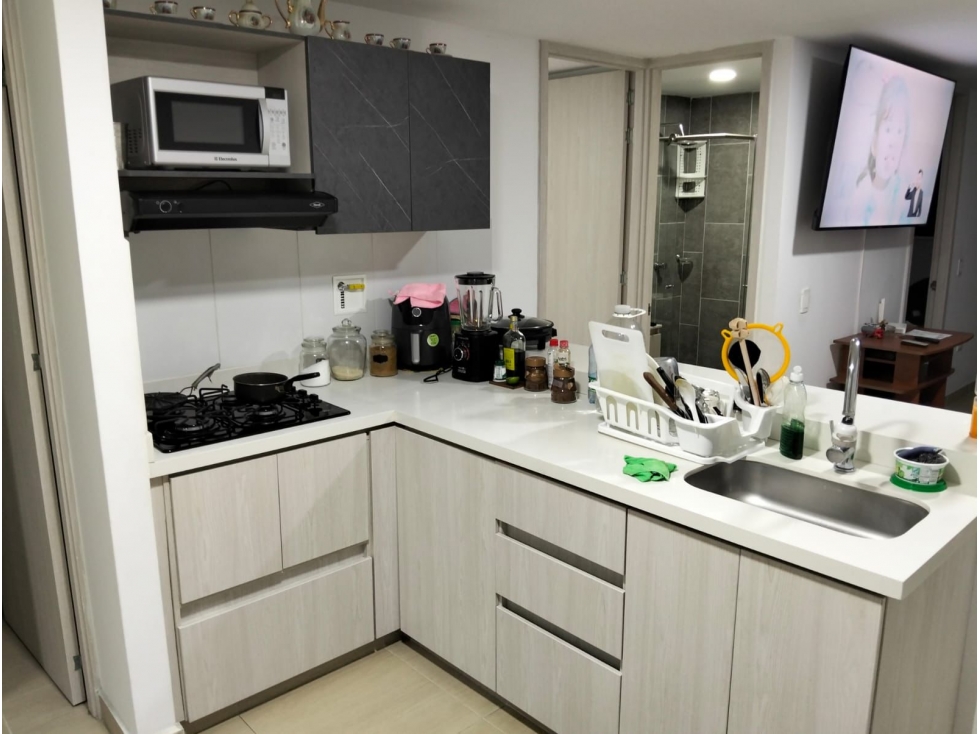 Excelente Apartamento en Venta - Sabaneta - Sector Plano — foto 2