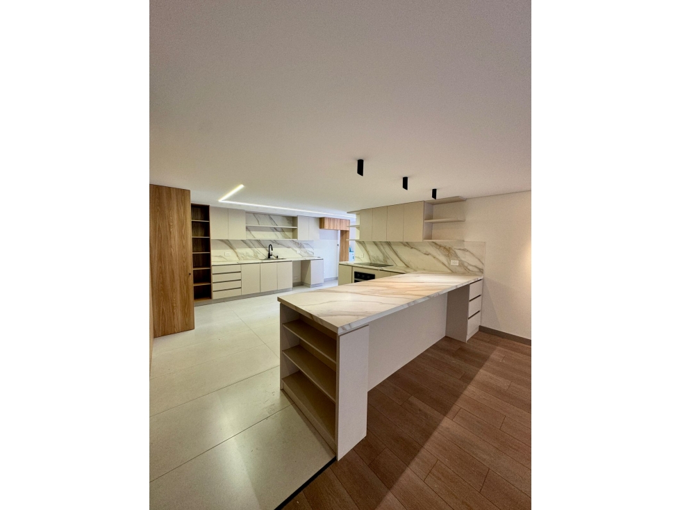 Apartamento en venta amplio y modeno sector El poblado