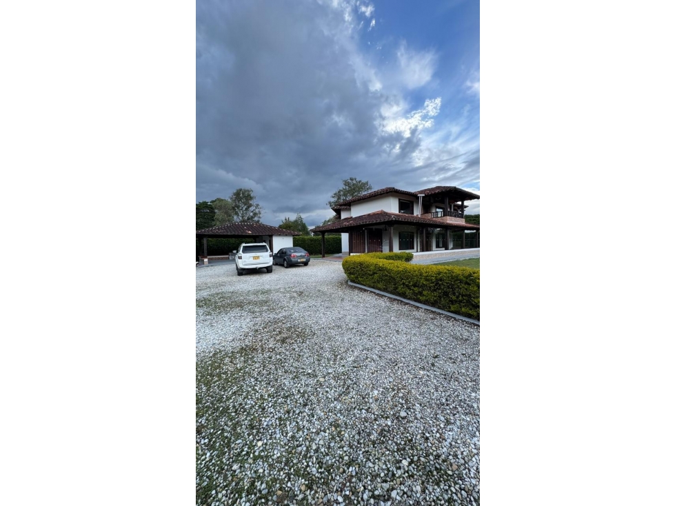 Excelente Casa en Venta en Llanogrande