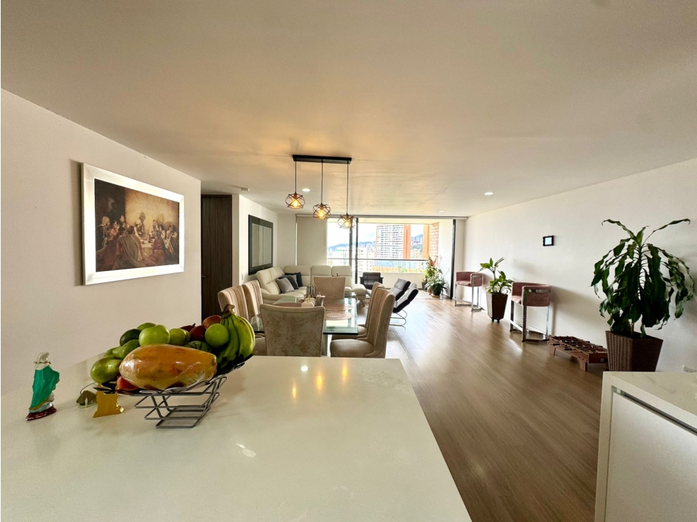 Hermoso Apartamento en Venta en Envigado con vista a la Ciudad — foto 6