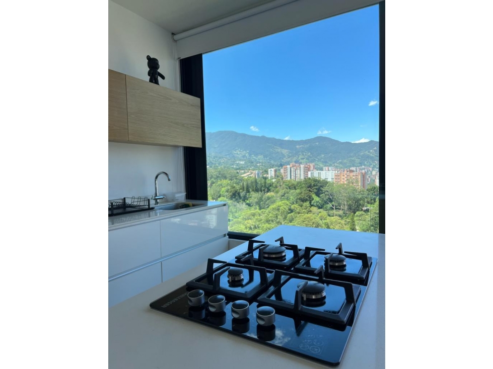 Amoblado Luxury en Alquiler en San Lucas el Poblado con Vista — foto 2